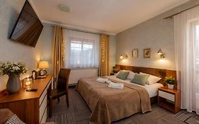 WILLA PETRUS - CENTRUM BALKONY WINDA ŚNIADANIA RELAKS I WYGODa